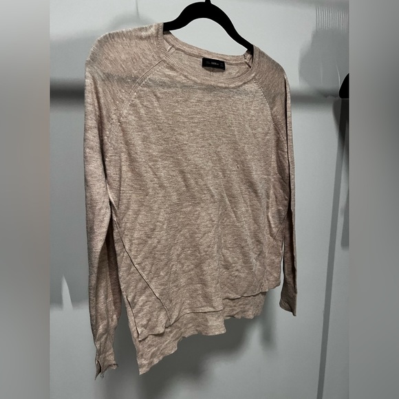 Thin Knit Sweater - Picture 1 of 3